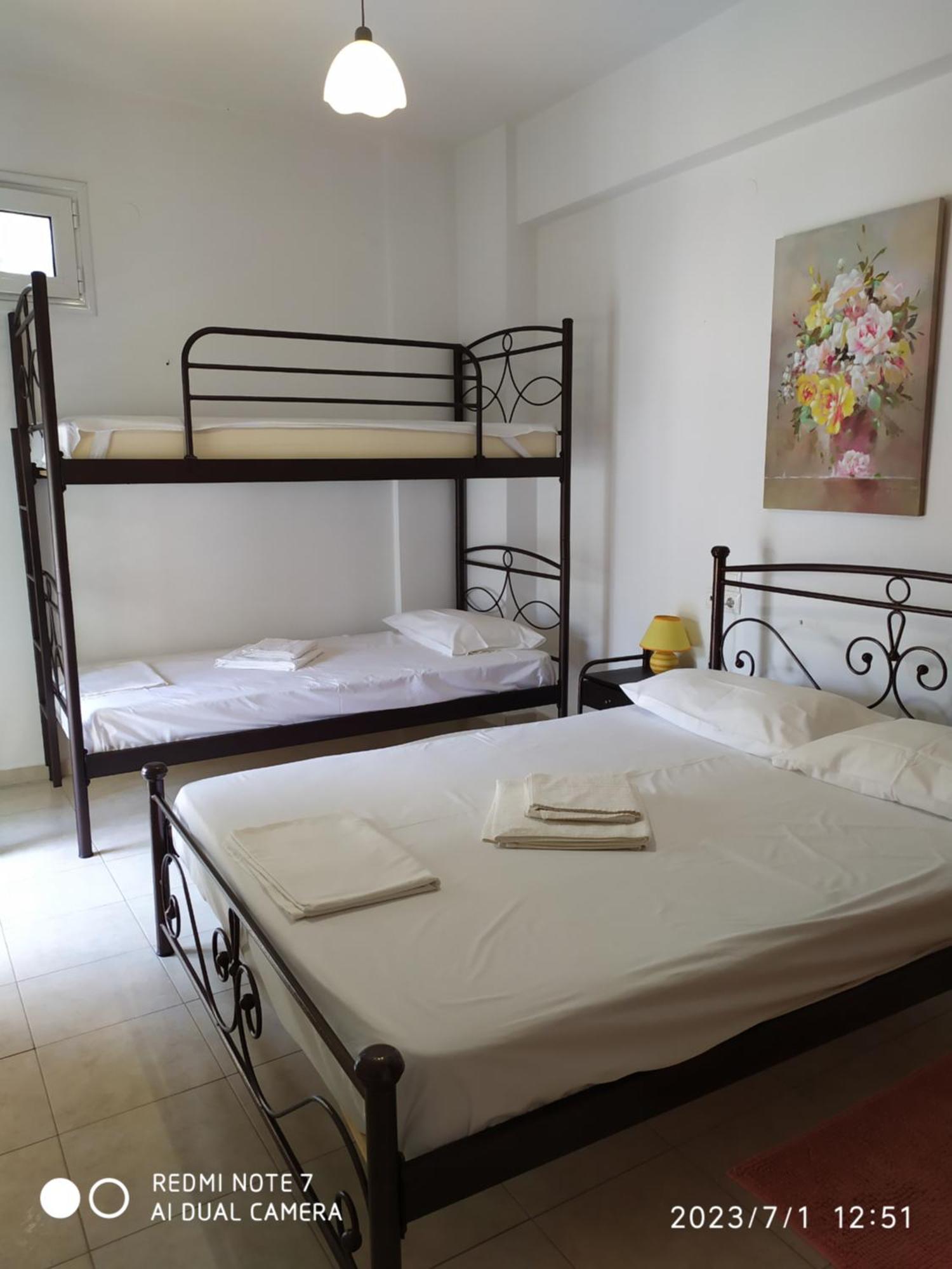Georgia'S Family Apartment 이라클리온 외부 사진