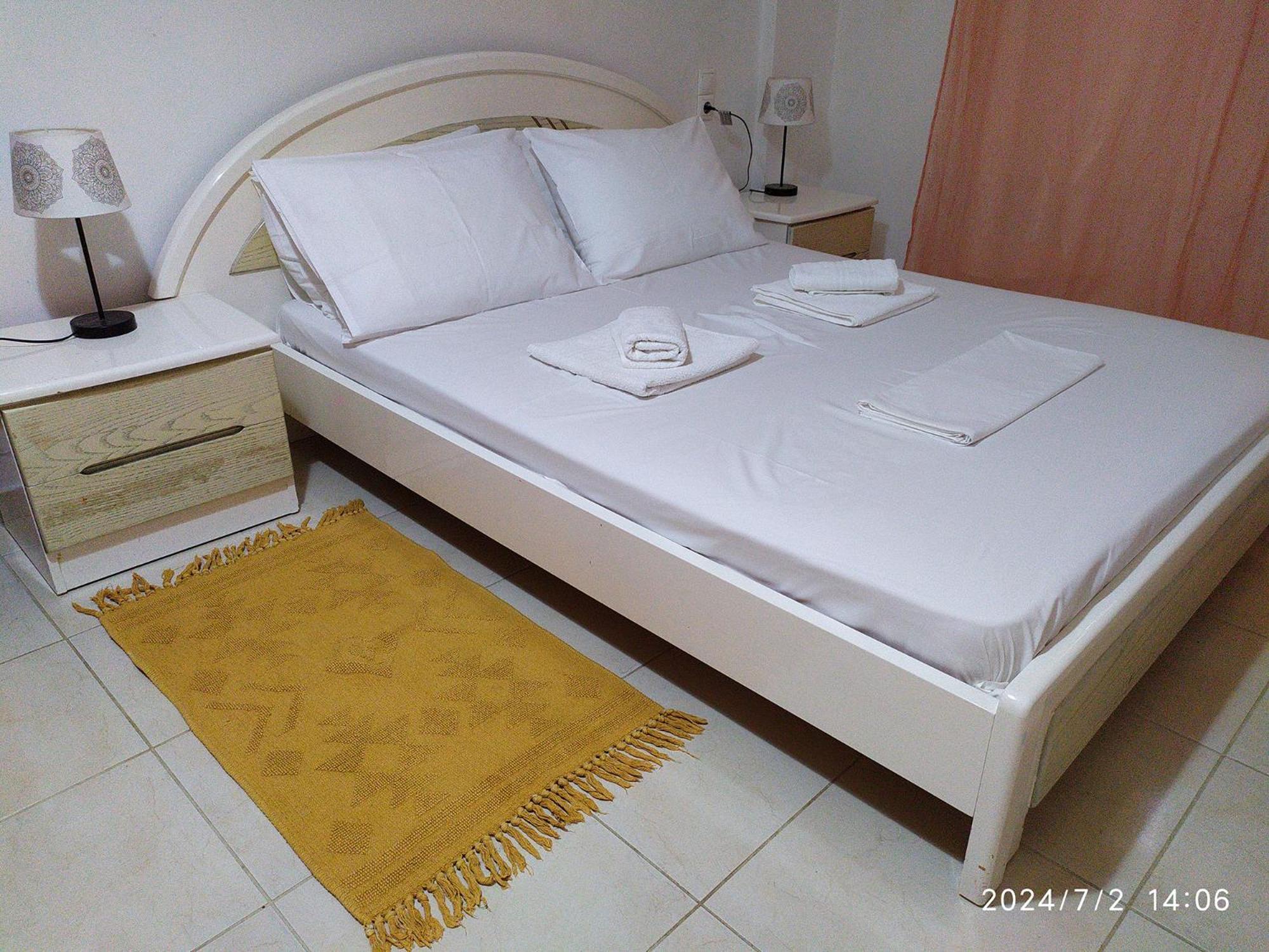 Georgia'S Family Apartment 이라클리온 외부 사진