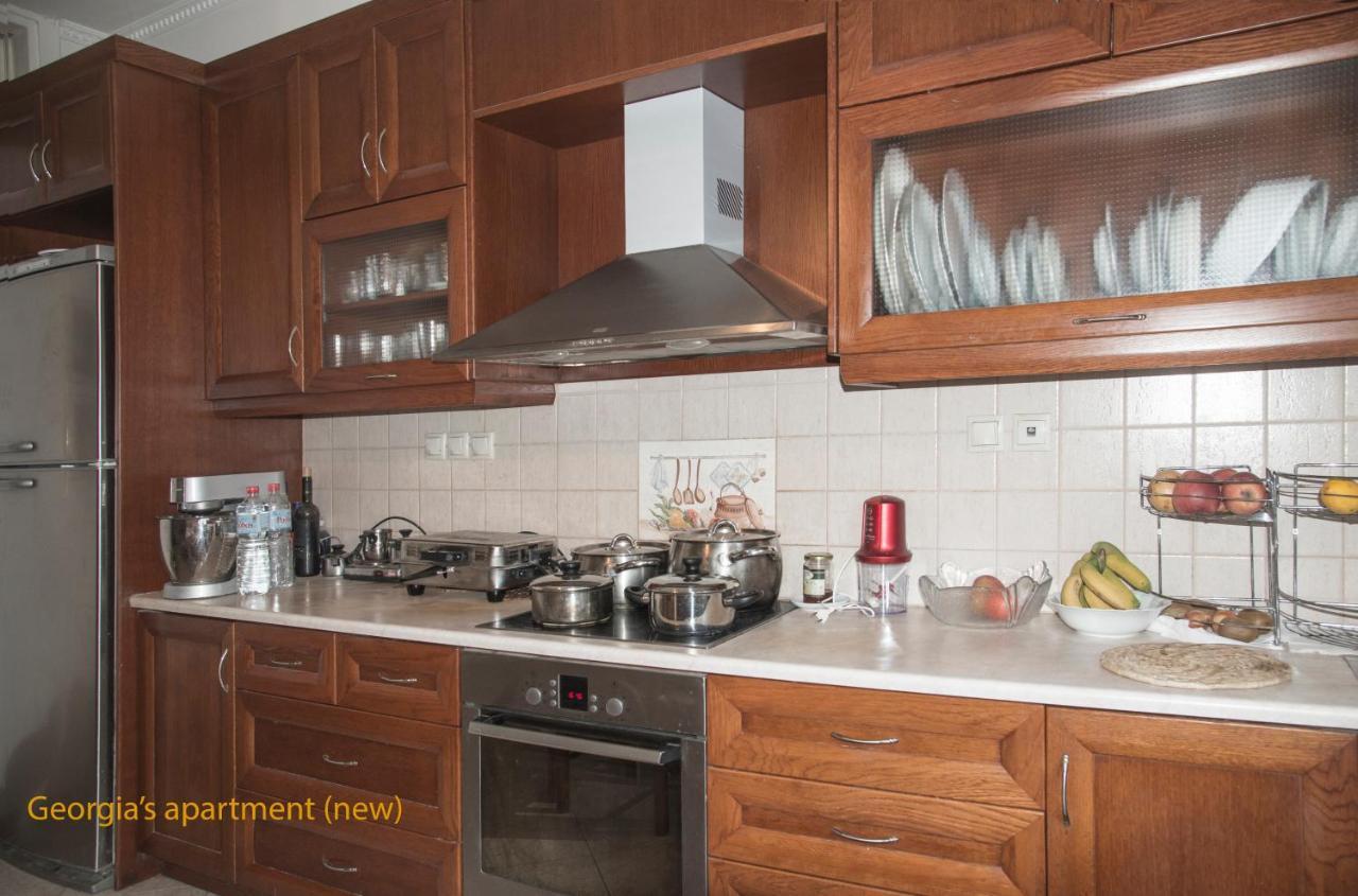 Georgia'S Family Apartment 이라클리온 외부 사진
